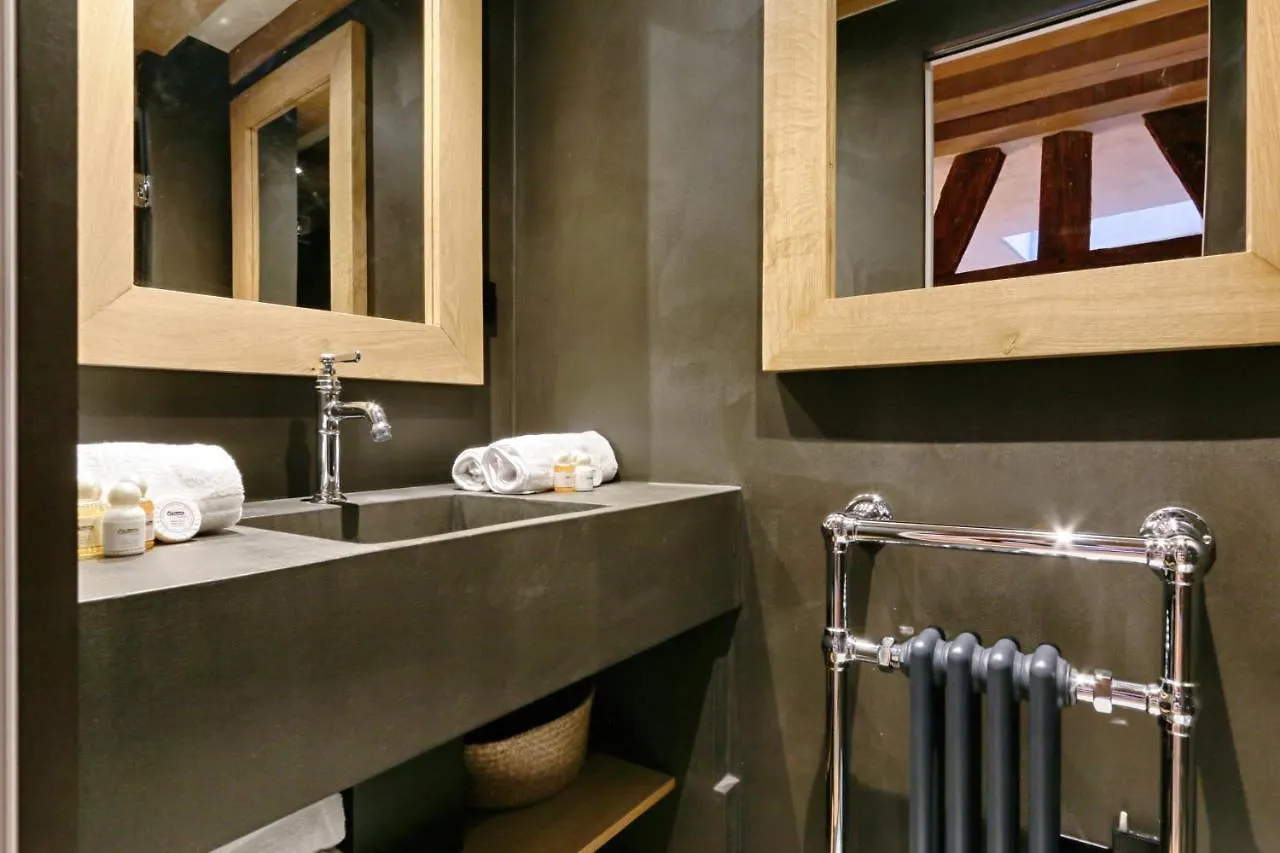 Apartamento Luxurious & Design Flat 2br/8p- Boulevard Saint Germain Paris